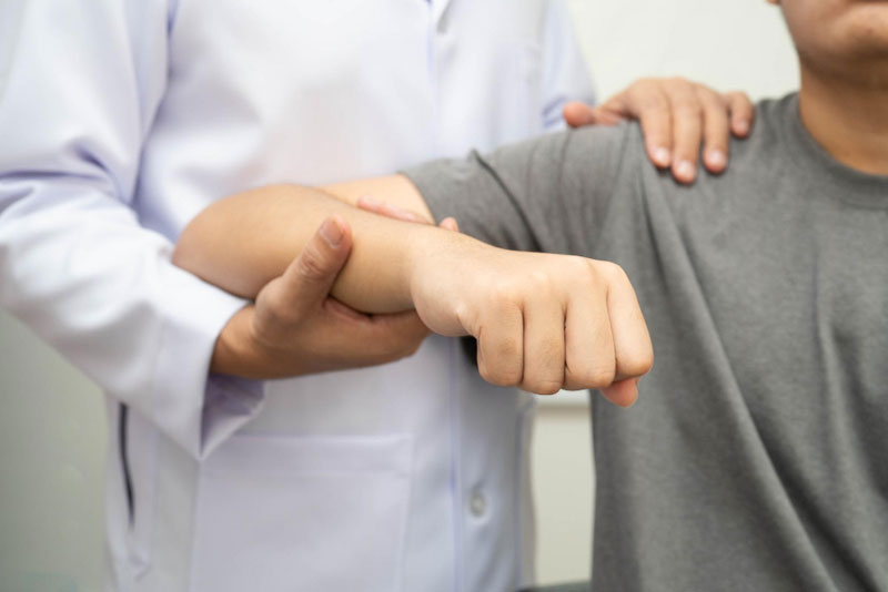 Reverse Shoulder Replacement Surgery in Delhi : Regain Strength and Move Without Pain