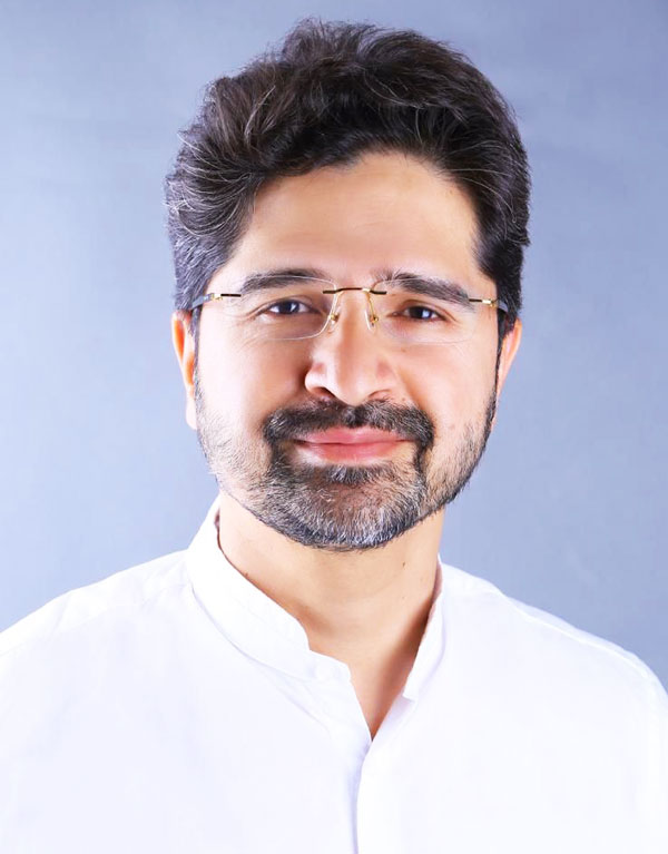 Dr. Vishwadeep Sharma - Top Shoulder Replacement Surgeon